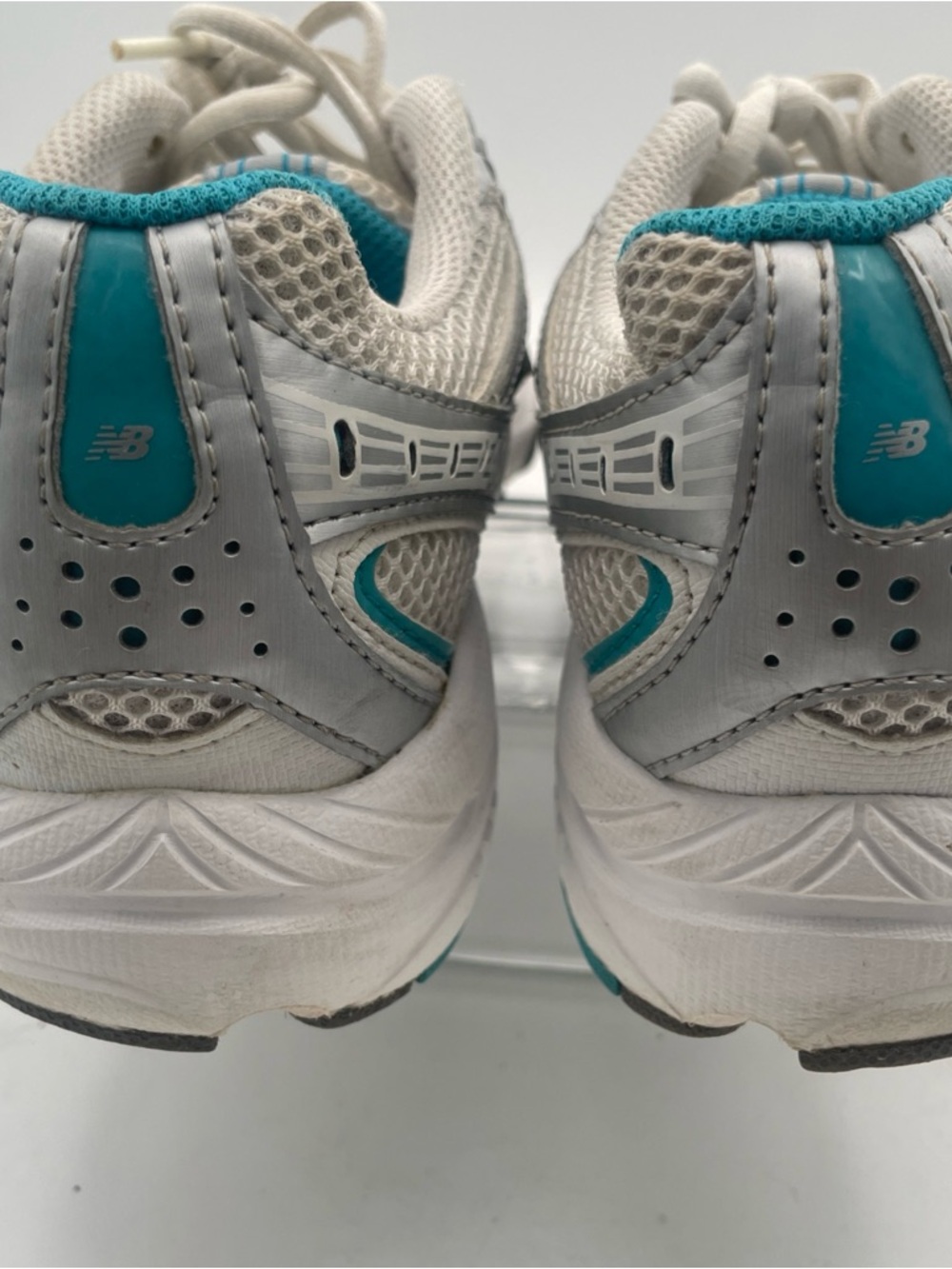 New Balance Turquoise Mesh Lined Sneaker Interior - Picture 8 of 10